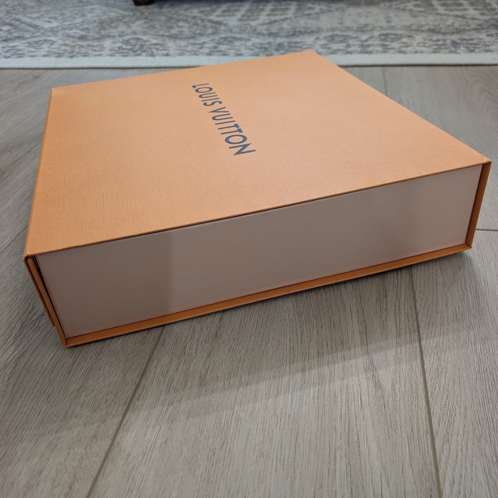 Authentic Louis Vuitton Large Orange Gift Box - Picture 4 of 11